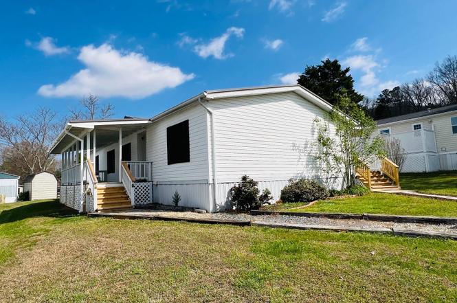 5897 Ed Ken Dr, Collegedale, TN