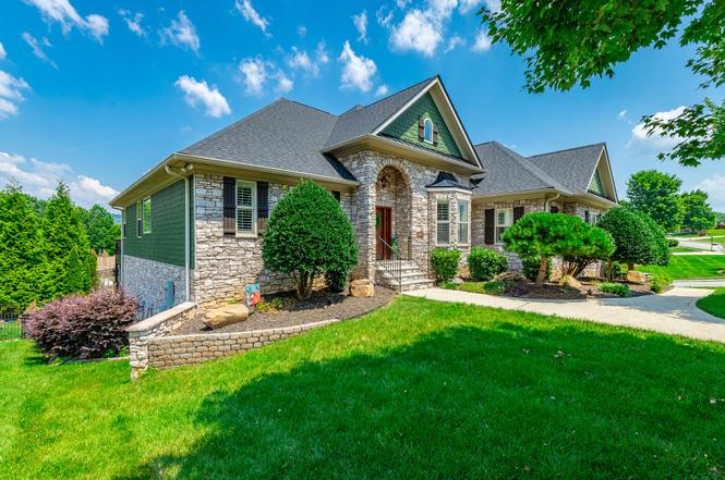 3106 Reflection Ln, Ooltewah, TN