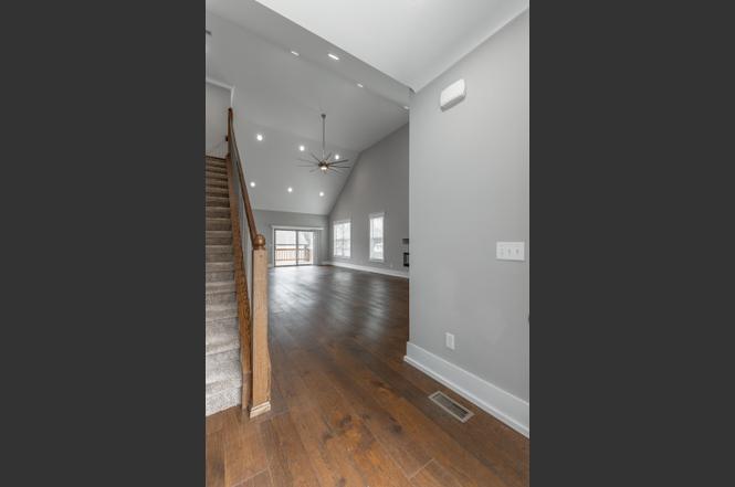 6870 Carnell Way, Chattanooga, TN