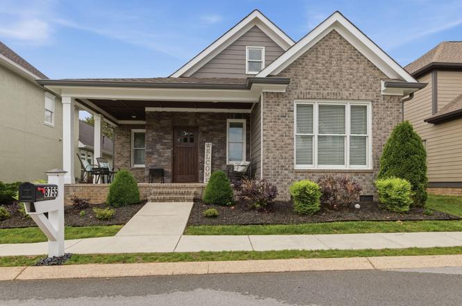 8755 Gentle Mist Cir, Ooltewah, TN