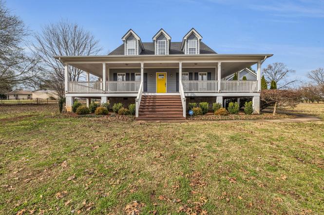 2036 Hickory Valley Rd, Chattanooga, TN