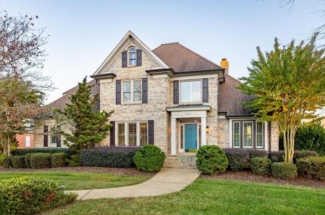 9060 Gull Ln, Ooltewah, TN