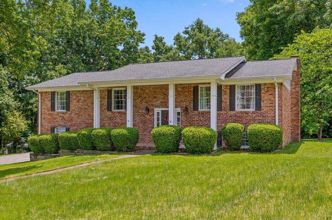 8611 Clearwood Rd, Chattanooga, TN