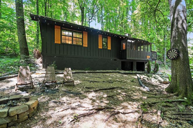 1738 Zurich Rd, Gatlinburg, TN