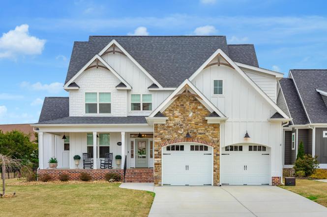 8893 Grey Reed Dr, Ooltewah, TN