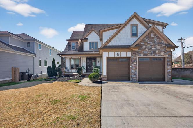 8106 Savannah Bay Dr, Ooltewah, TN