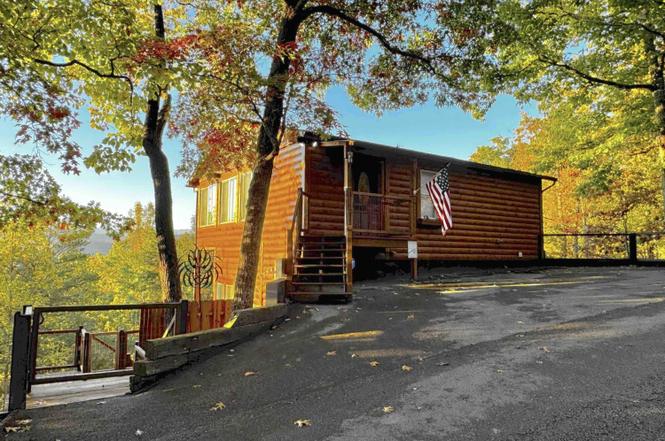 3307 Chinquepin Dr, Sevierville, TN