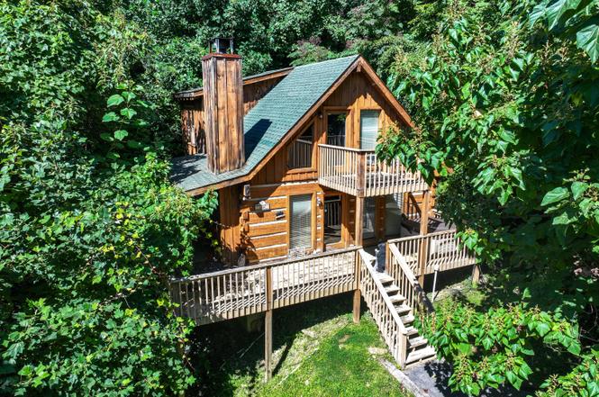 1264 Bavarian Way, Gatlinburg, TN