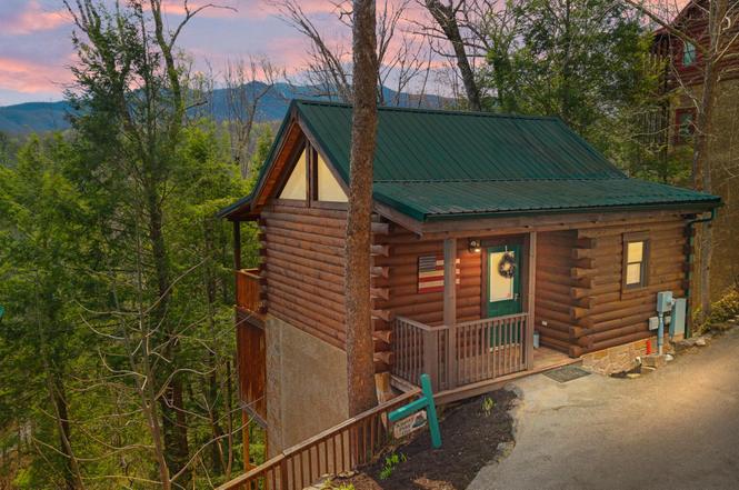 1751 Mountain Shadows Way, Gatlinburg, TN