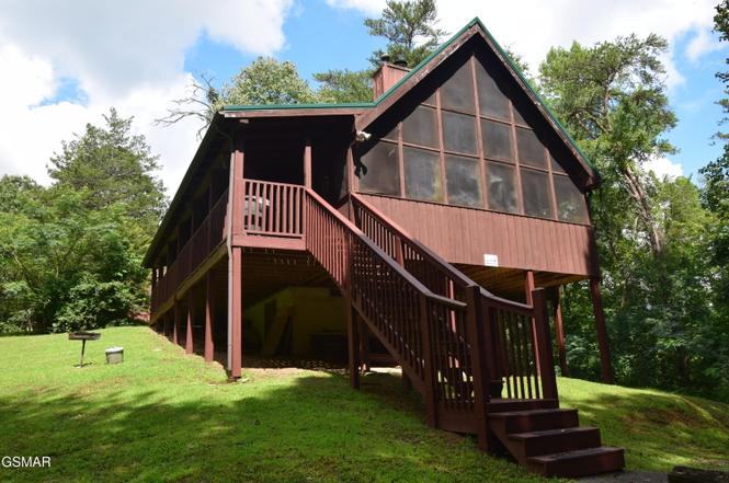1502 Ridgecrest Dr, Sevierville, TN
