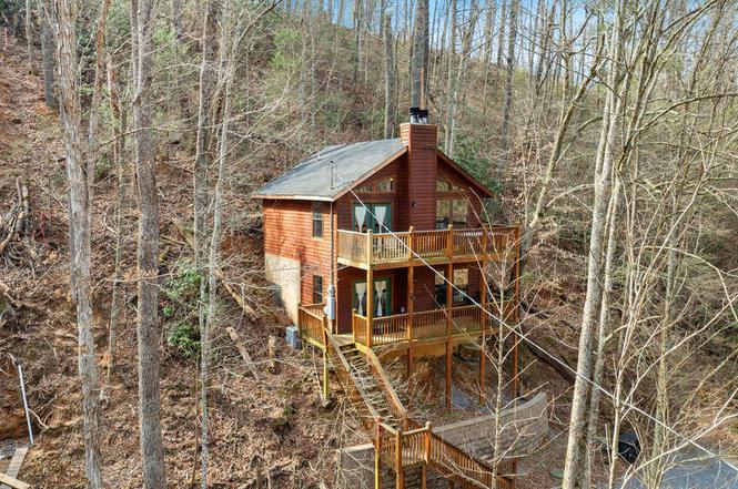 1418 School House Gap Rd, Sevierville, TN