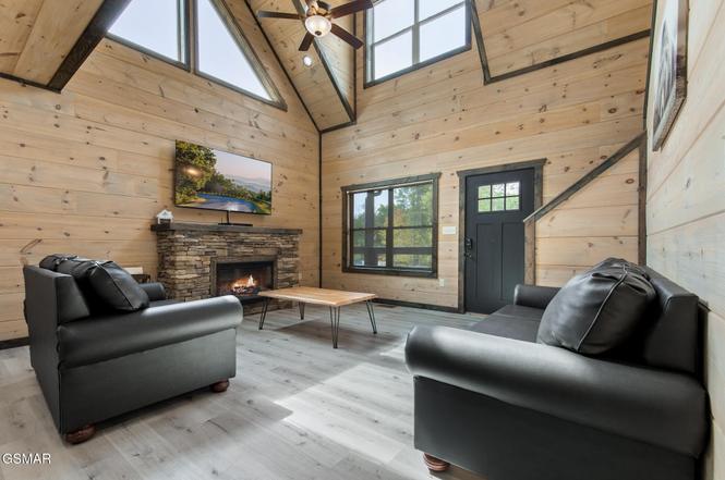 2218 Pinnacle Ridge Trl, Sevierville, TN