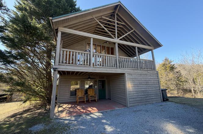 1030 E Madison Drive Dr, Sevierville, TN