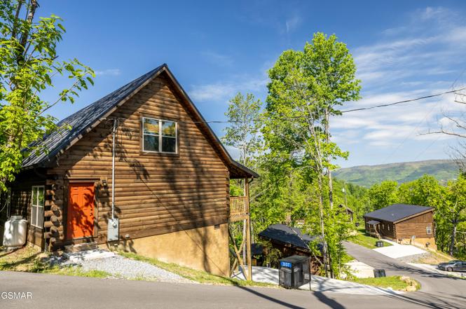 3107 Donegal Way, Sevierville, TN