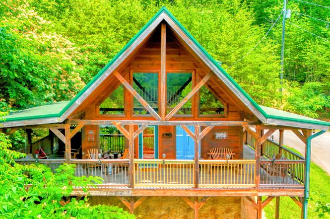 2010 Bird Ridge Rd, Sevierville, TN