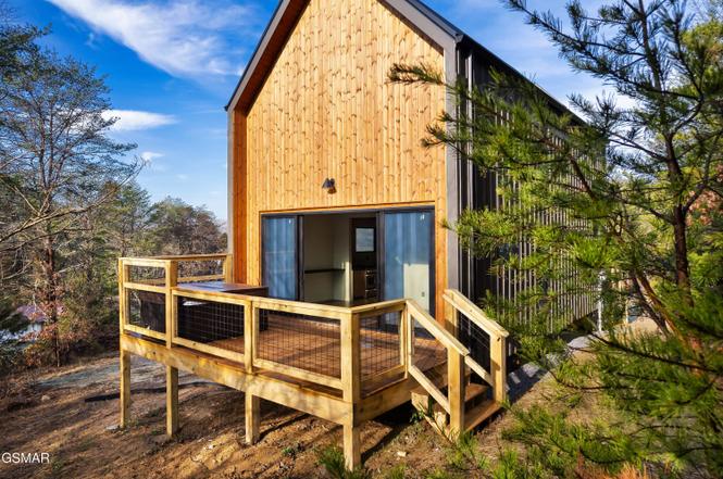 3553 Lillie Blvd, Sevierville, TN