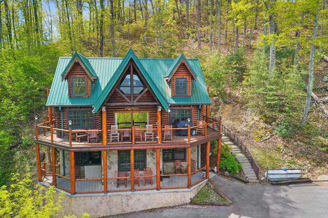 4211 Whetstone Rd, Sevierville, TN
