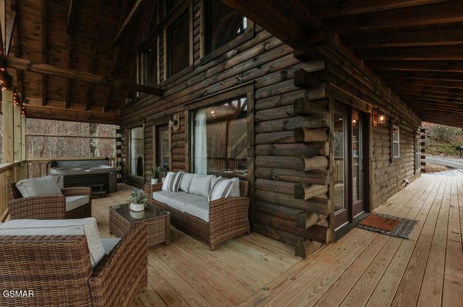 3106 Donegal Way, Sevierville, TN