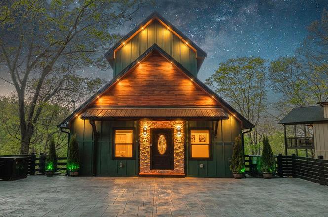 1357 N Baden Dr, Gatlinburg, TN