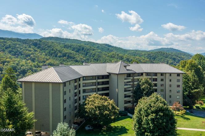 1704 Hidden Hills Rd #104, Gatlinburg, TN