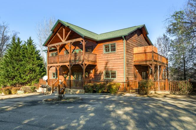 204 Dogwood Point Way, Gatlinburg, TN