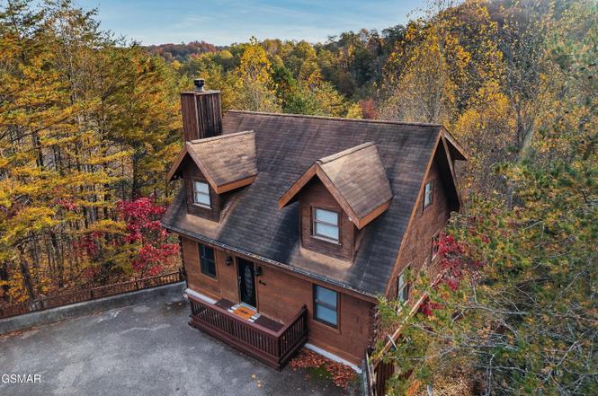3860 Katelyns Ln, Sevierville, TN