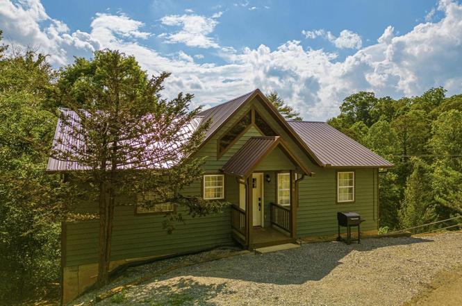 916 Hideaway Hills Cir, Sevierville, TN
