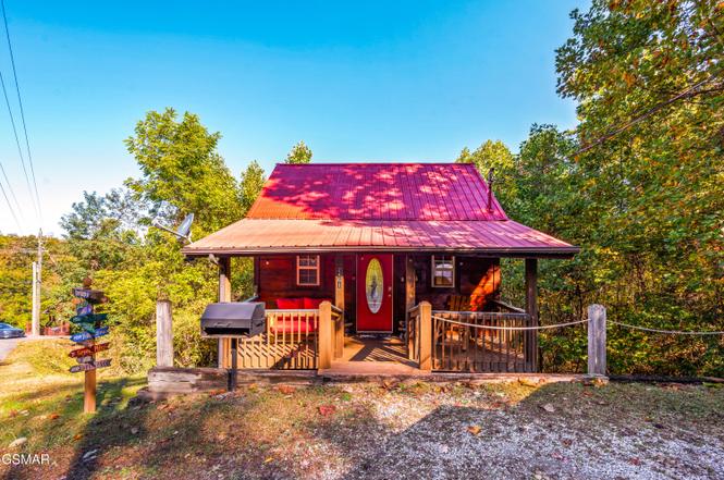 2461 Shady Creek Way, Sevierville, TN