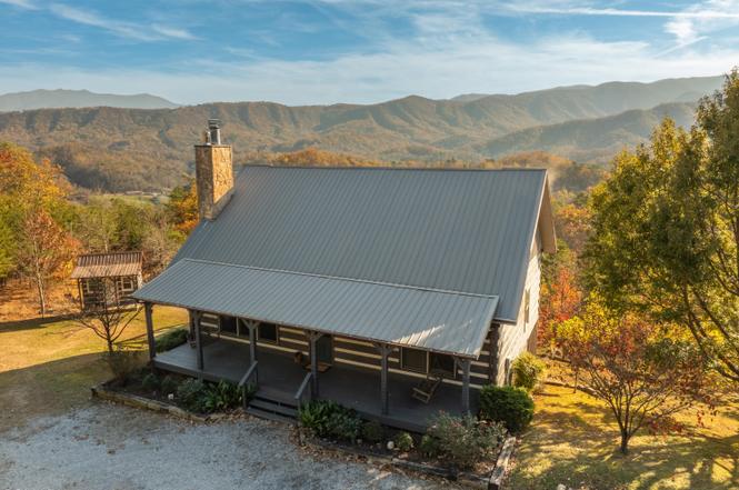 1114 Bear Paw Ridge Way, Sevierville, TN