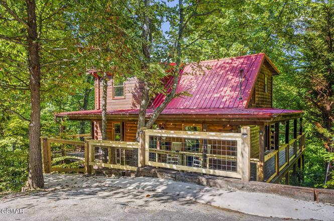 2157 Red Bud Rd, Sevierville, TN
