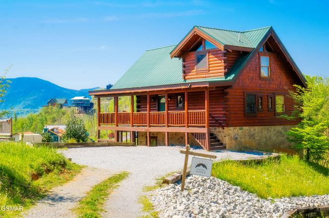 801 Kings Way #1, Gatlinburg, TN