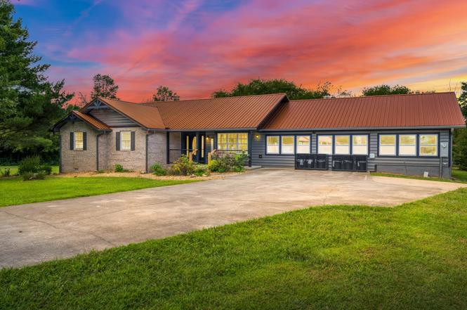 3501 Autumn Woods Ln, Sevierville, TN