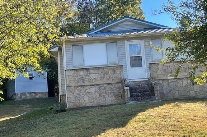 1341 Gists Creek Rd, Sevierville, TN