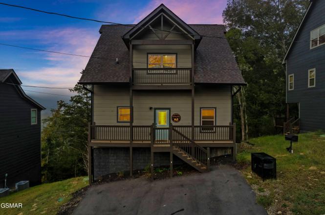 2125 Eagle Feather Dr, Sevierville, TN