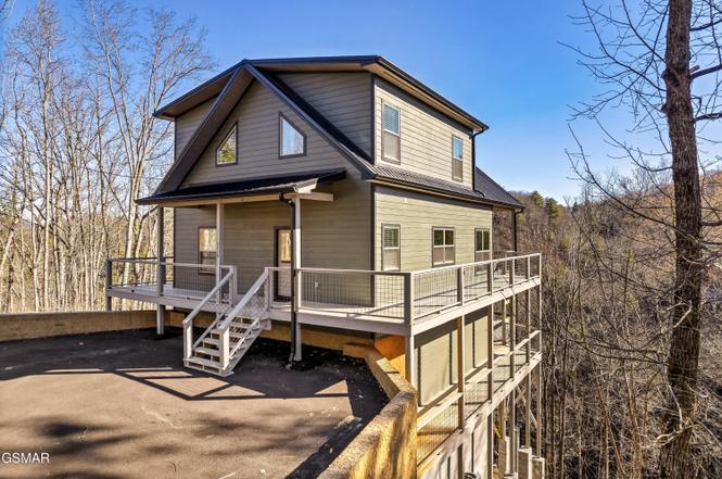 3138 Stepping Stone Dr, Sevierville, TN