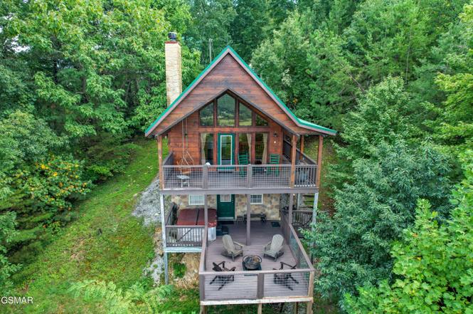 3813 Glenview Way, Sevierville, TN