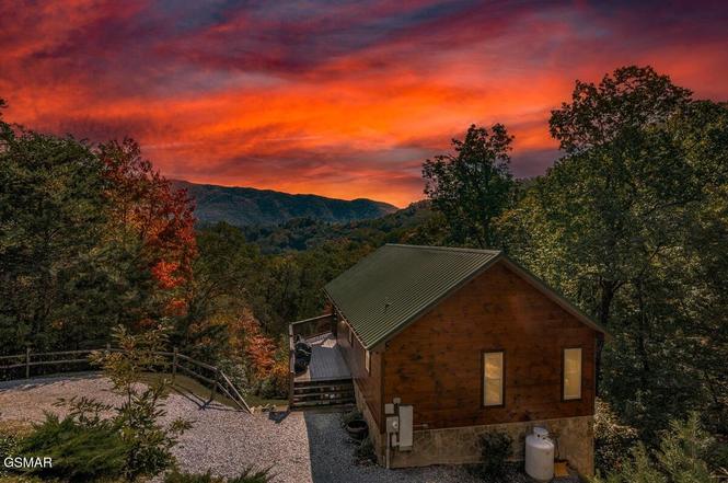 4235 Round Top Way, Sevierville, TN