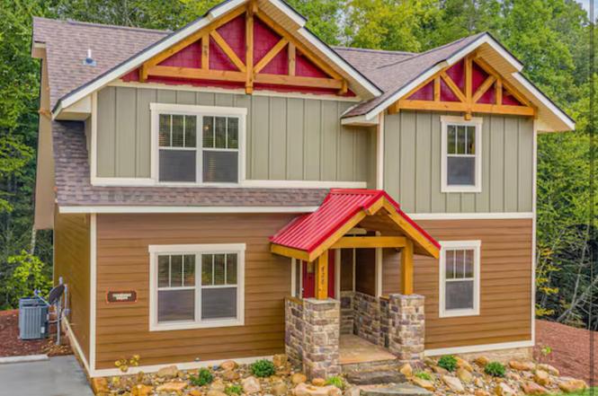 728 Still Hill Way, Gatlinburg, TN