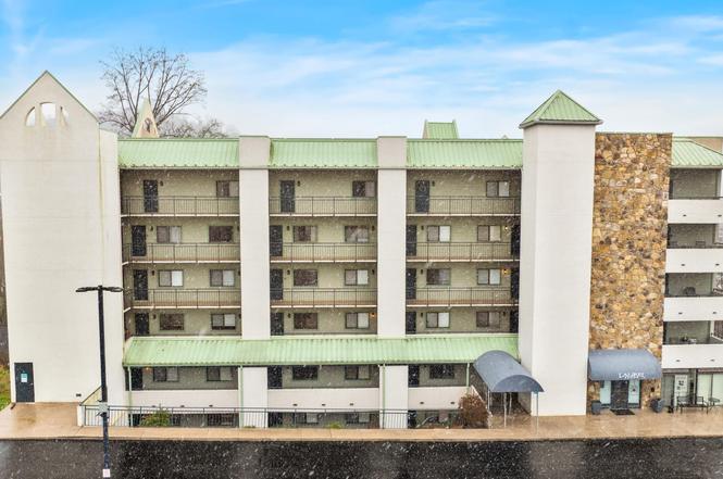 354 E Holly Ridge Rd Ste 301, Gatlinburg, TN
