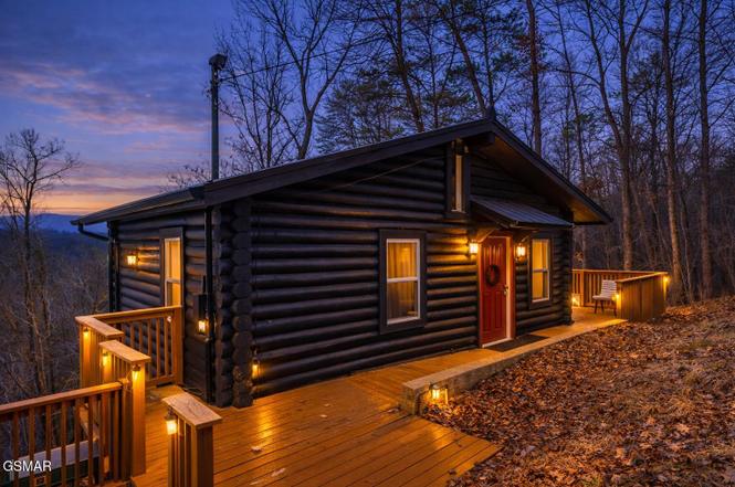 1065 Shell Mountain Rd, Sevierville, TN