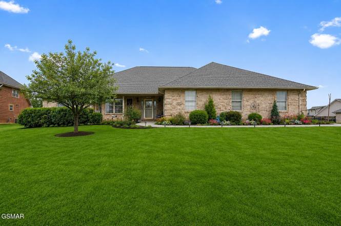 1816 Placid Dr, Sevierville, TN