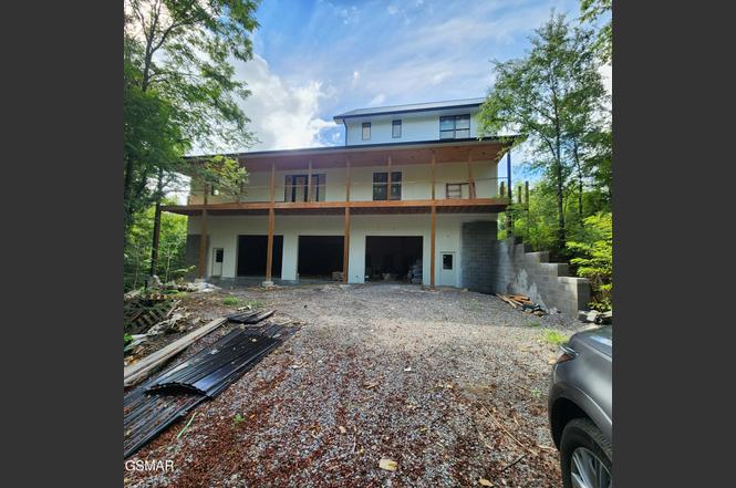 815 Penelope Ln, Sevierville, TN