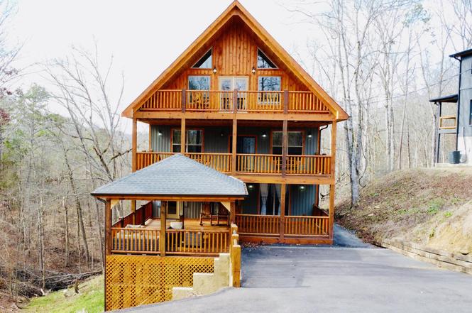 735 Timberlake Cir, Sevierville, TN
