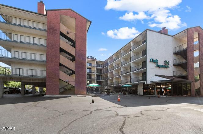 685 River Rd Rd #214, Gatlinburg, TN