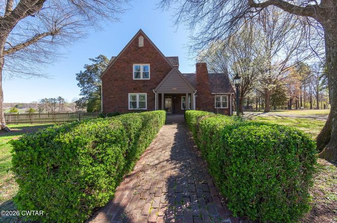 1090 Old Humboldt Rd, Jackson, TN