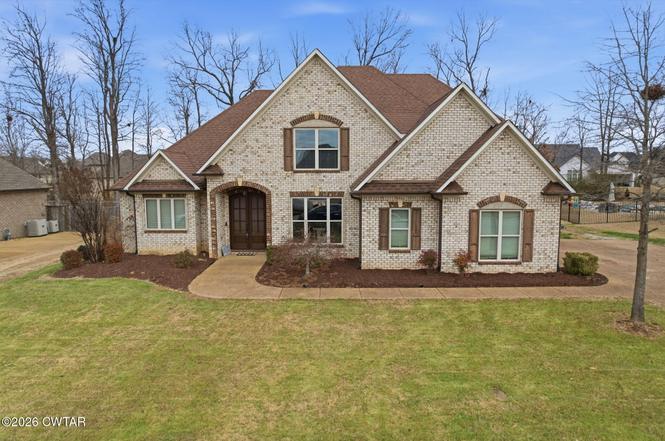 116 Ravenwood Dr, Jackson, TN