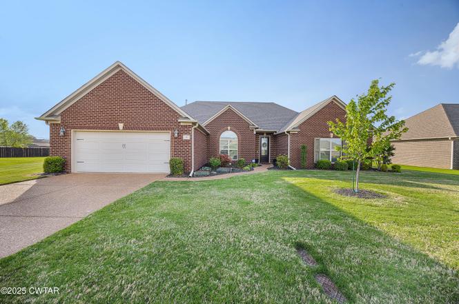 25 Lamplighter Cv, Jackson, TN