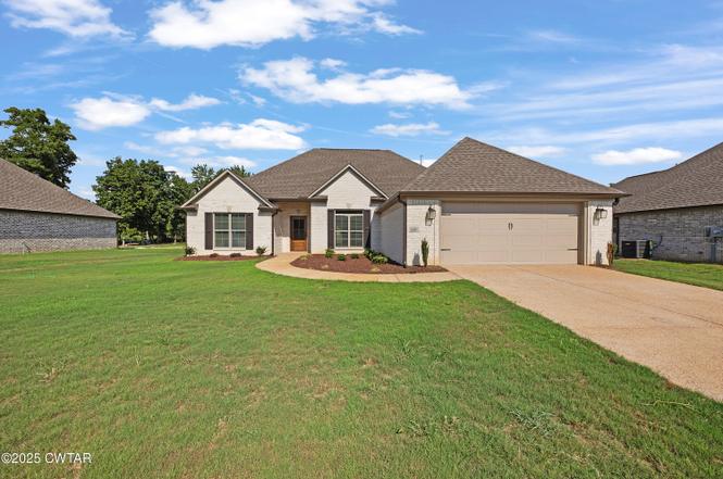 116 Garrison Dr, Jackson, TN