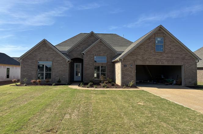 155 Roxbury Dr, Jackson, TN
