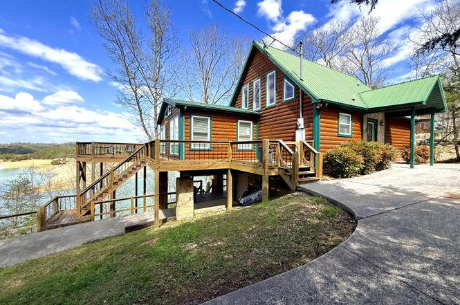1994 Chapel Rd, Sevierville, TN